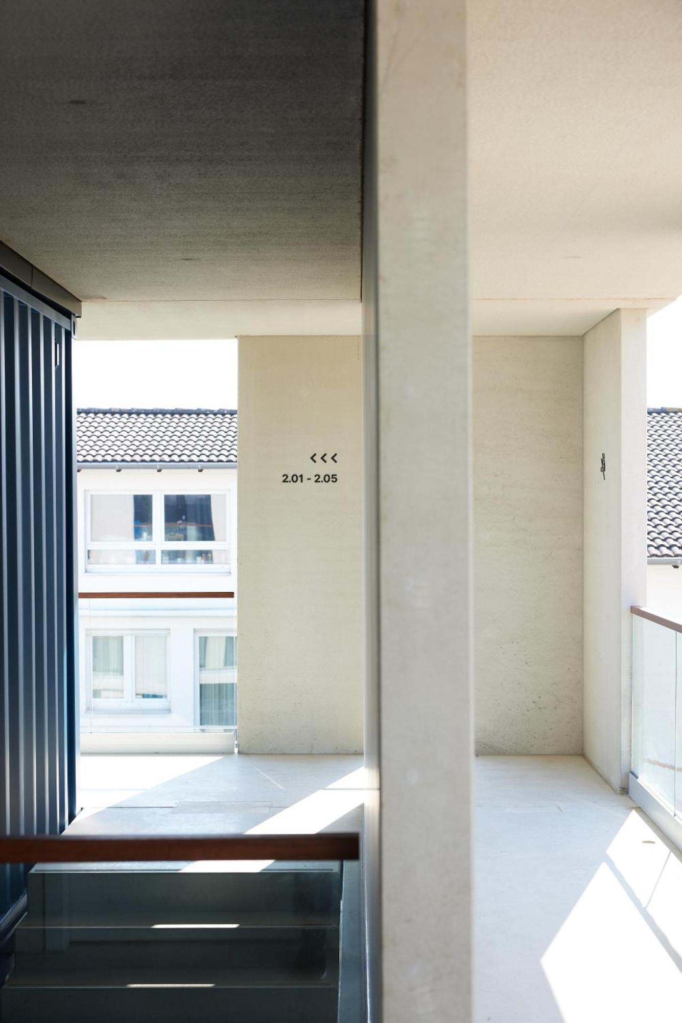 Tin Inn - Heinsberg - Das Hotel Aus Hochwertig Ausgebauten Ueberseecontainern Exteriér fotografie